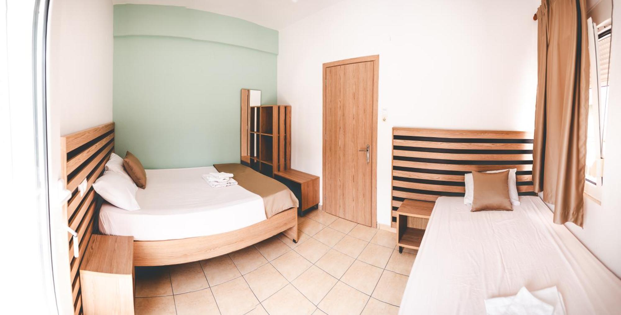 Μpasias Apartments Paralía Eksteriør bilde