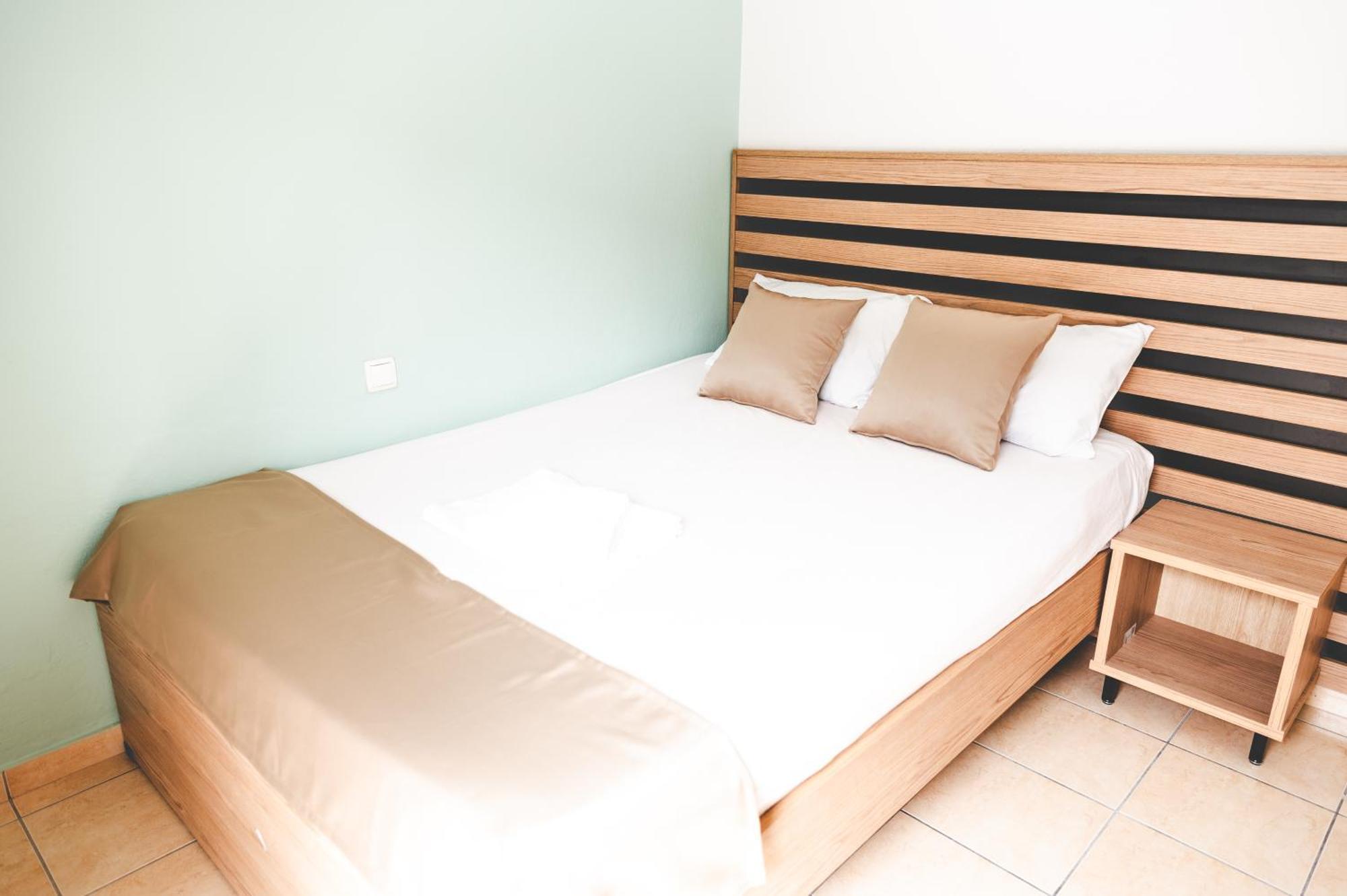 Μpasias Apartments Paralía Eksteriør bilde