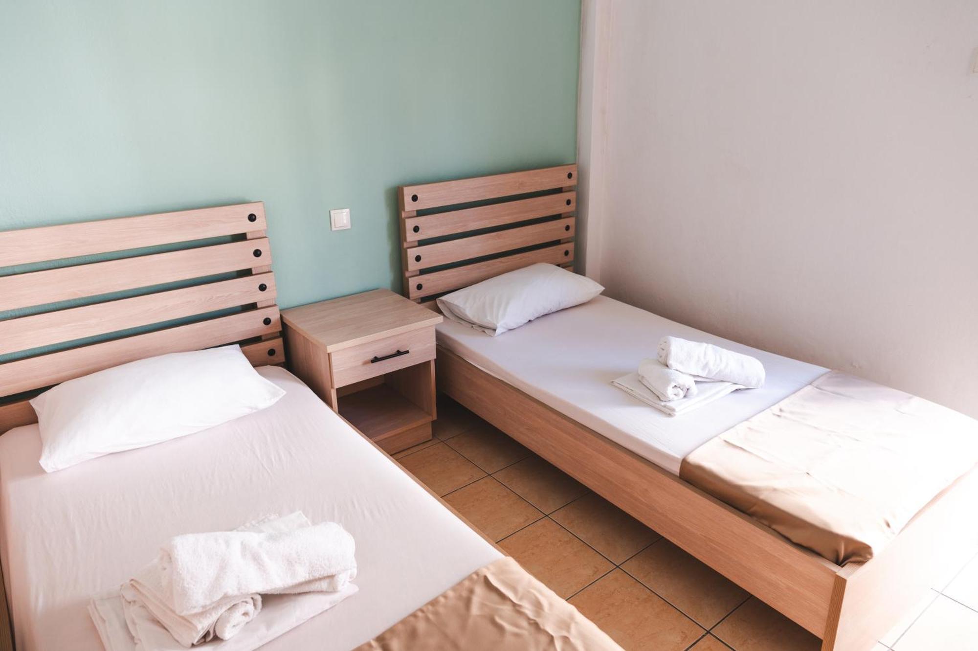 Μpasias Apartments Paralía Eksteriør bilde