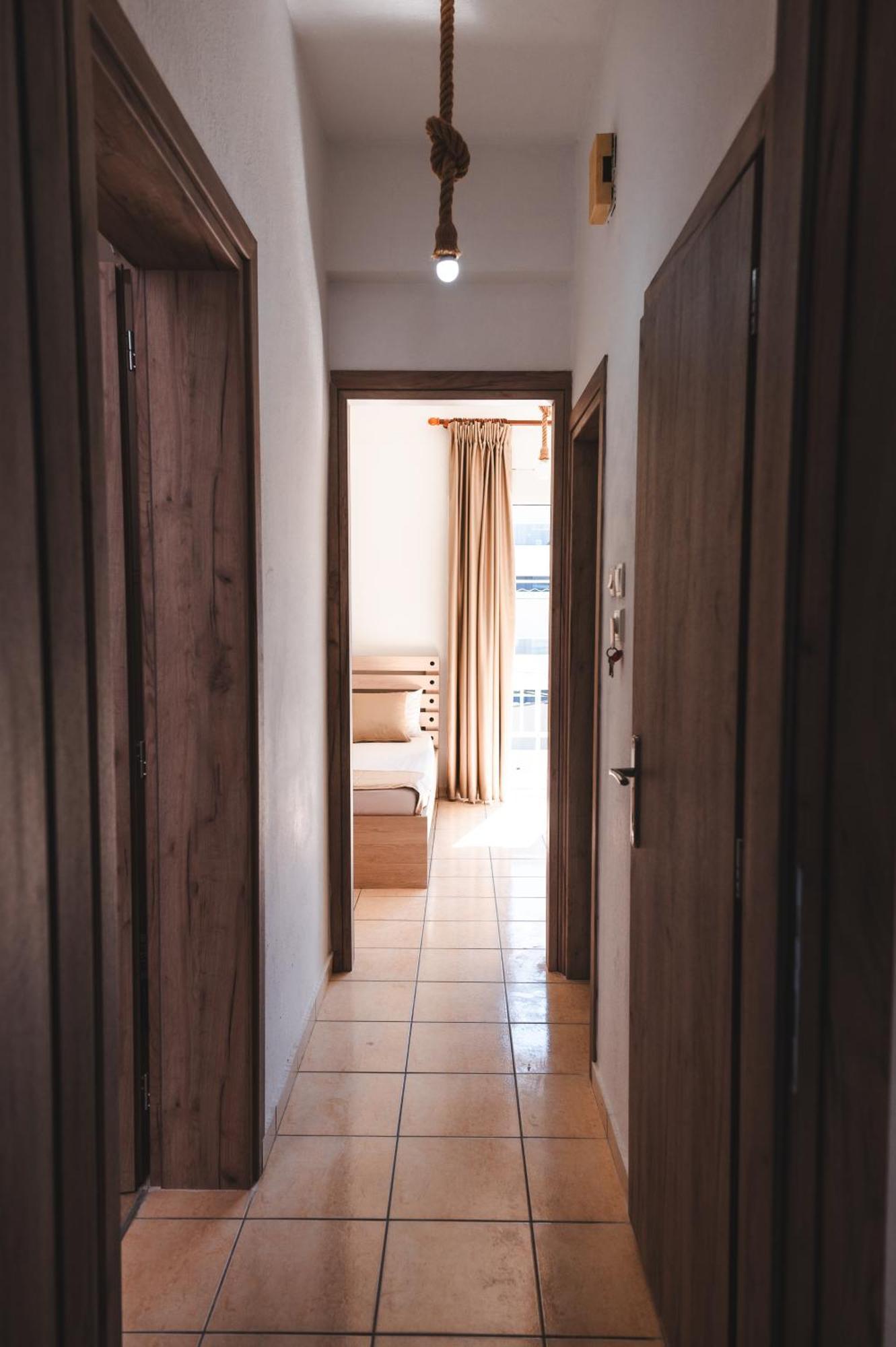 Μpasias Apartments Paralía Eksteriør bilde