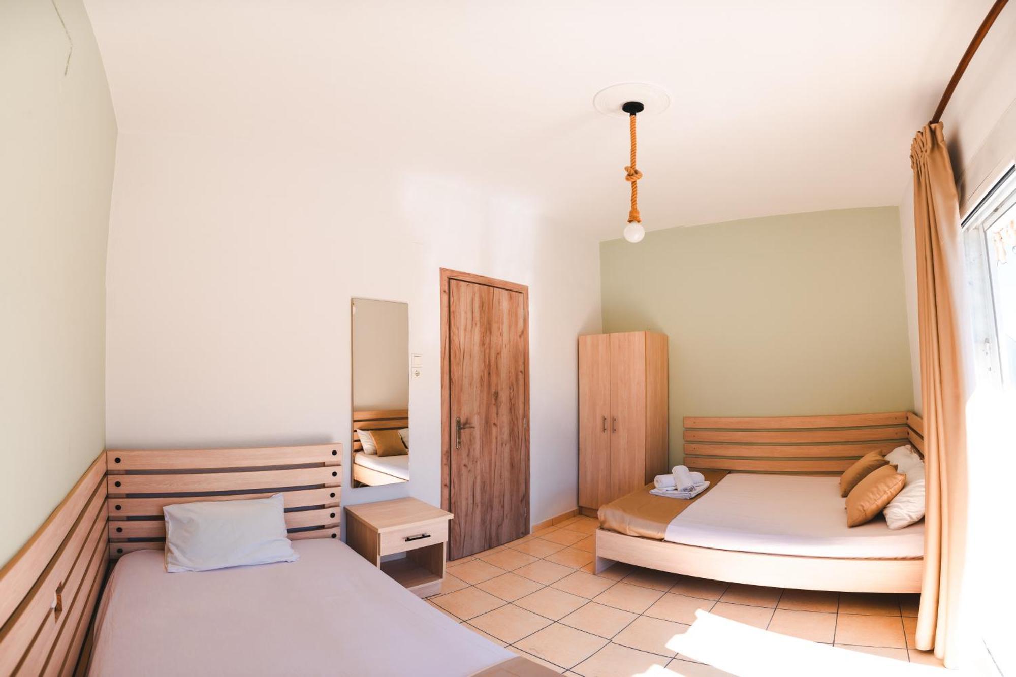 Μpasias Apartments Paralía Eksteriør bilde