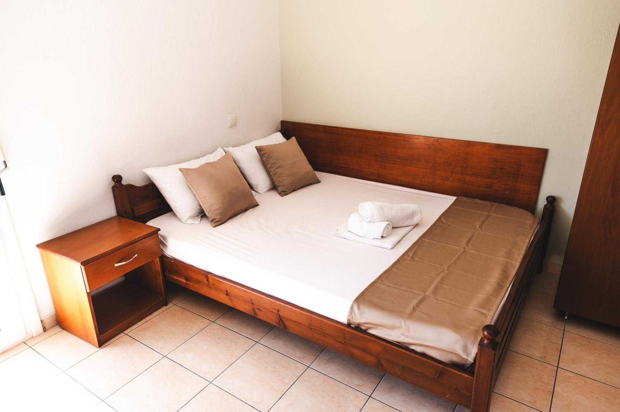 Μpasias Apartments Paralía Eksteriør bilde