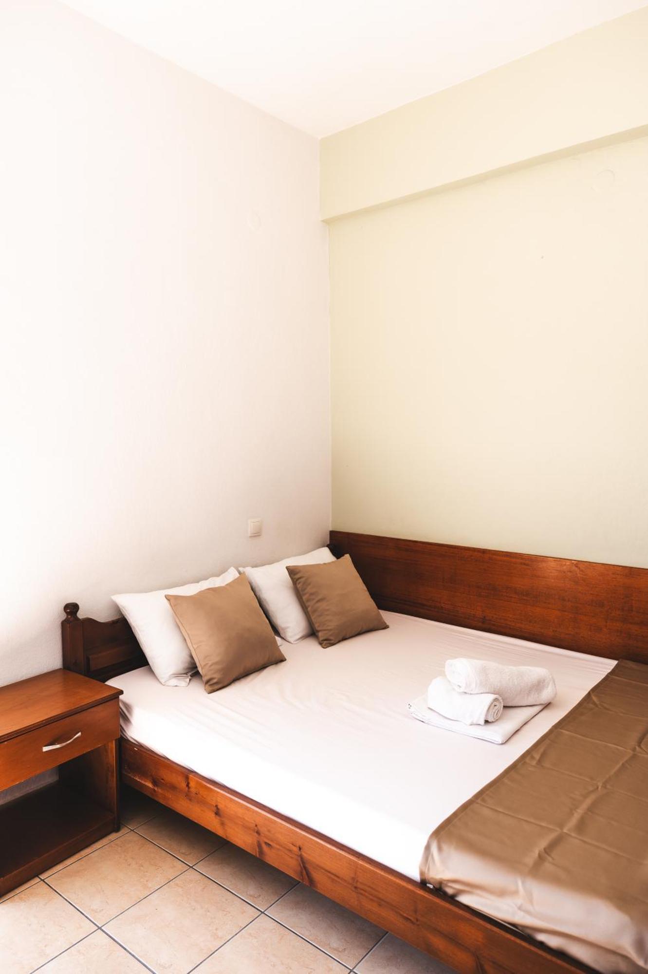 Μpasias Apartments Paralía Eksteriør bilde